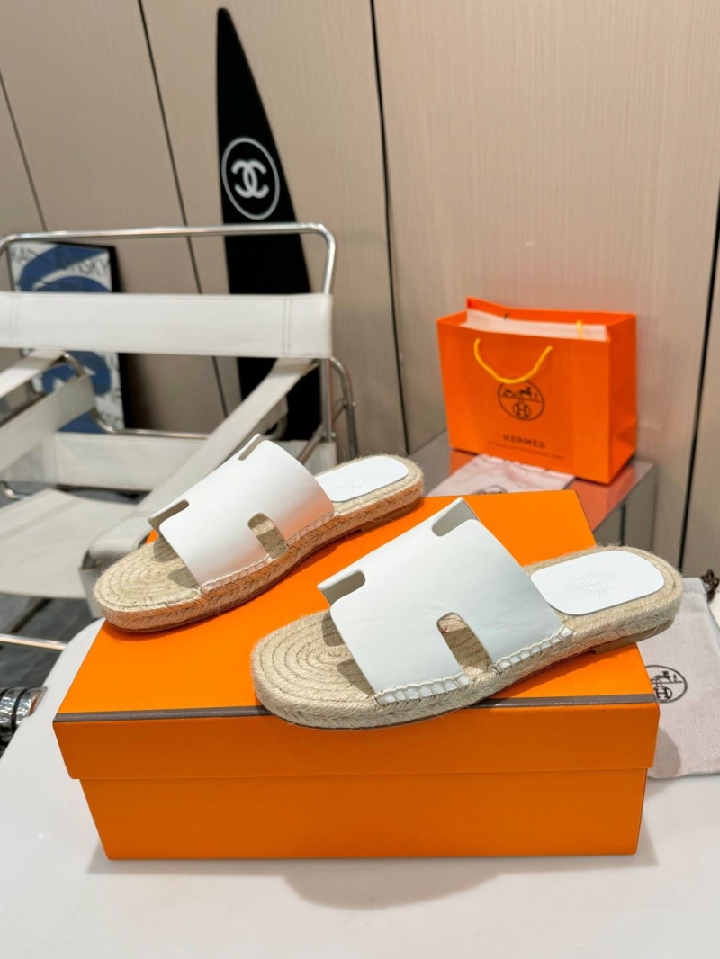 H**mes slippers
